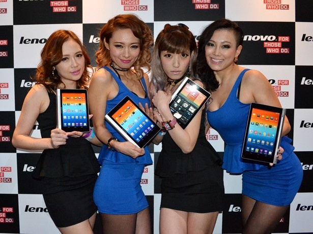 ホールド感抜群！3モードを使い分ける最新タブレットを体験