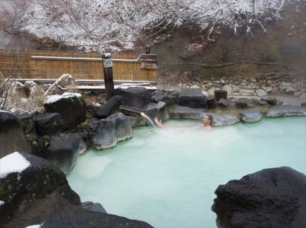【写真を見る】2位の蔵王温泉大露天風呂