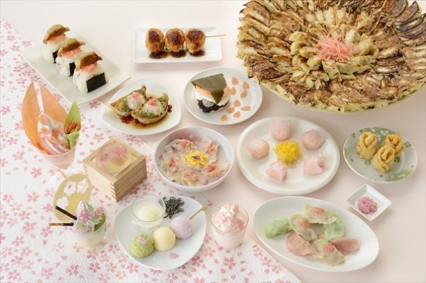 【写真を見る】春らしさ満点の料理がズラリ！