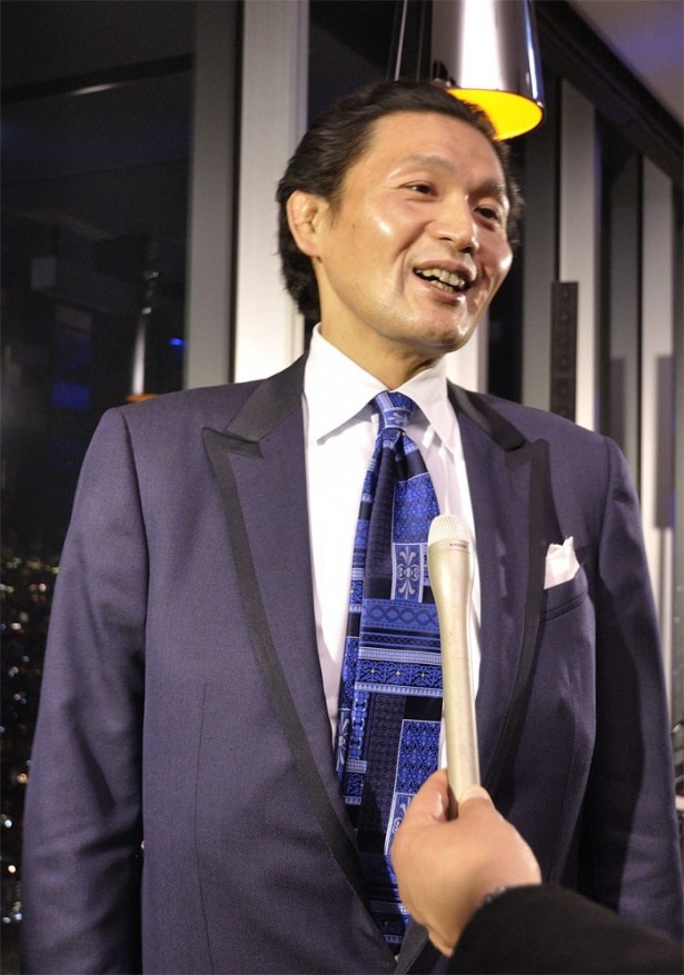 大阪マリオット都ホテルの開業記念レセプションには、春場所を控えた大相撲の貴乃花親方もお祝いに駆けつけ「オープンにあやかって春場所も縁起のいい場所になれば」と期待を寄せる