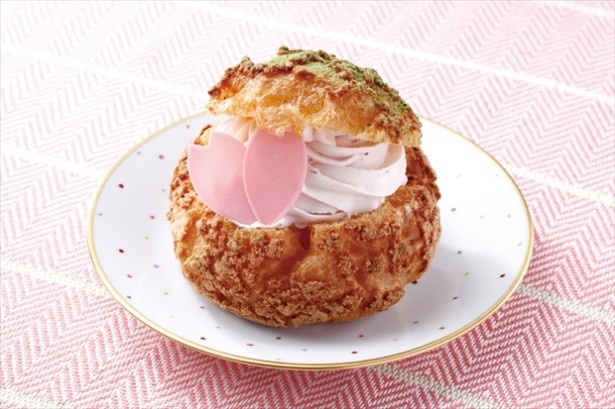「東京下町シュークリーム スイートオーブン」のさくらシュークリームなど様々な桜スイーツが登場