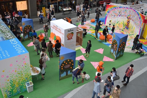 イベントは二子玉川ライズの1階ガレリアで行われた