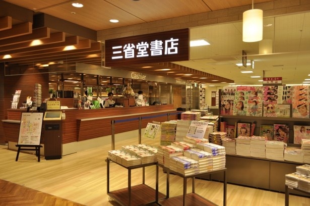 面積を拡張した3階三省堂書店