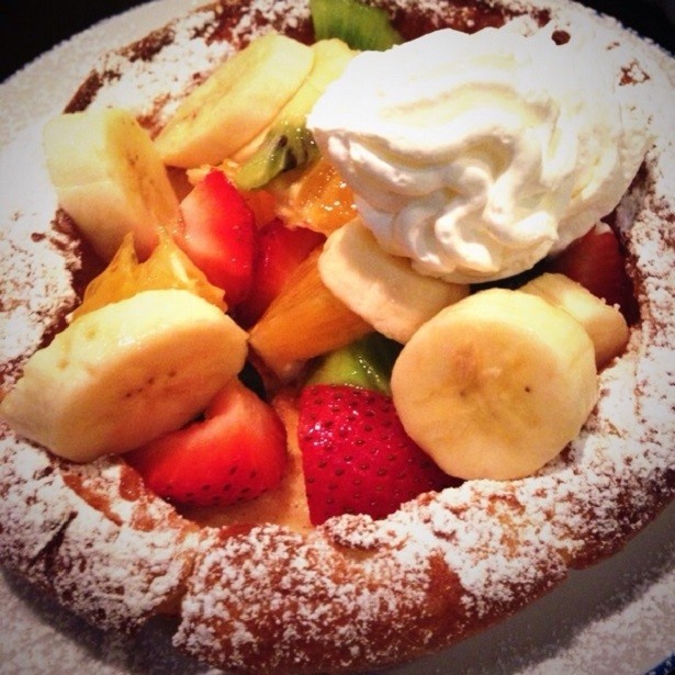 【写真を見る】巷で話題になっているパンケーキの進化型「ダッチベイビー」 / L.LovesR. (渋谷)