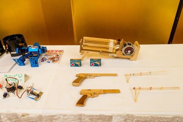 リアルなゴム銃作品