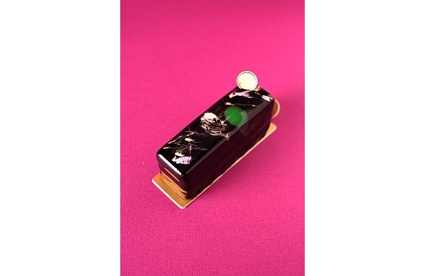 甘酸っぱさがたまらない「ピスタチョコラ」（504円）