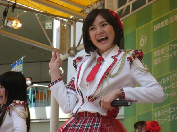 「Rev.from DVL」の中心メンバー、四宮なぎさ（16歳）