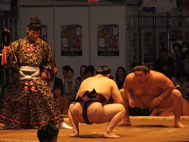 【写真を見る】会場には多くの人が駆け付けた！