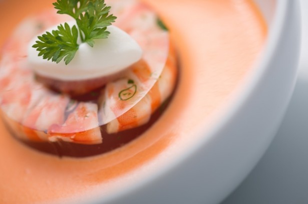 【写真を見る】フレンチの巨匠・小澤貴彦氏がプロデュースした「NORTHERN TERRACE DINER TOKYO」の美しくヘルシーな料理