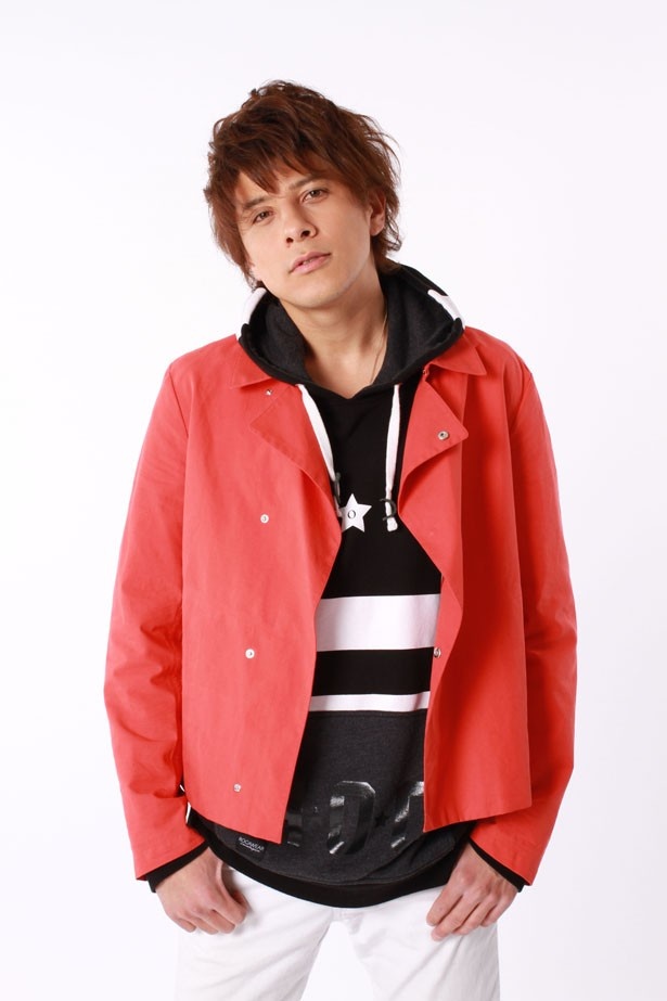 【写真をみる】歌手としてはもちろんミュージカルなどにも出演する城田純さん