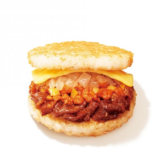 モスとミスドのとりかえっこ！ミスタードーナツがライスバーガーを発表