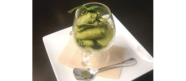 無添加の阿蘇産アイスクリーム(450円)