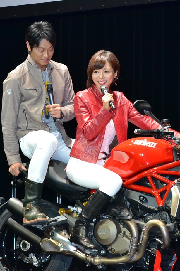 画像2 10 永井大 釈由美子がタンデム ドゥカティ モンハン コラボバイクが発売 ウォーカープラス