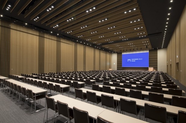 国際会議から展示会まで幅広く対応するカンファレンス施設「虎ノ門ヒルズフォーラム」