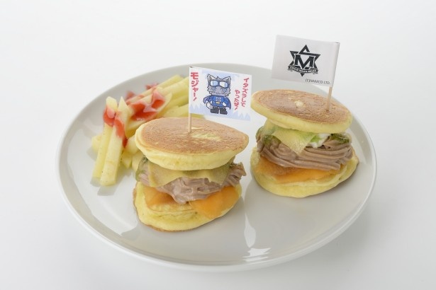 甘いハンバーガー？「食べてびっくり!!パンケーキバーガー」(550円)