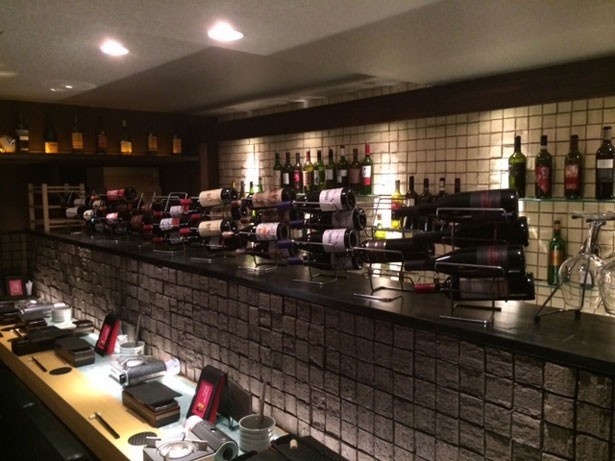 「GINZA春夏秋豚」の店内