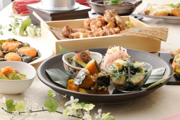 野菜もたっぷり摂れるのも魅力的（3480円コース）おばんざい四種盛り逢わせ