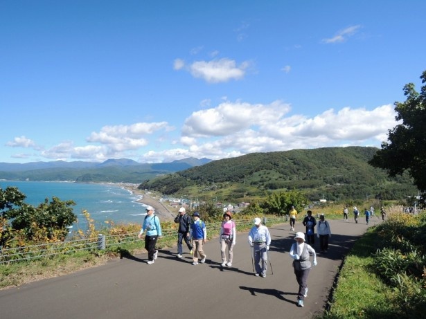 天気がいいと日本海岸線を見渡せる、絶景コース