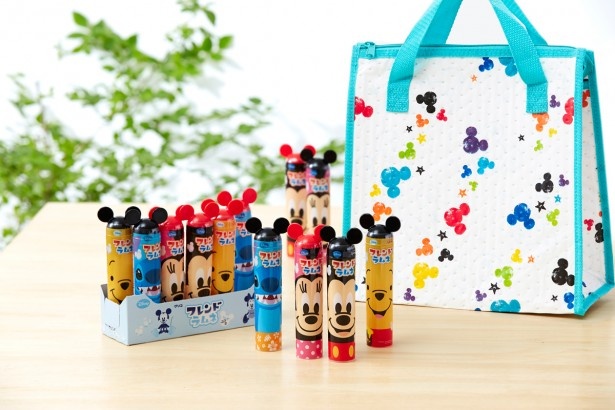 ミッキーマウスの形をした可愛い「フレンドラムネ」が12本入った「ディズニーコレクション フレンドラムネ 保冷ランチバッグ付」