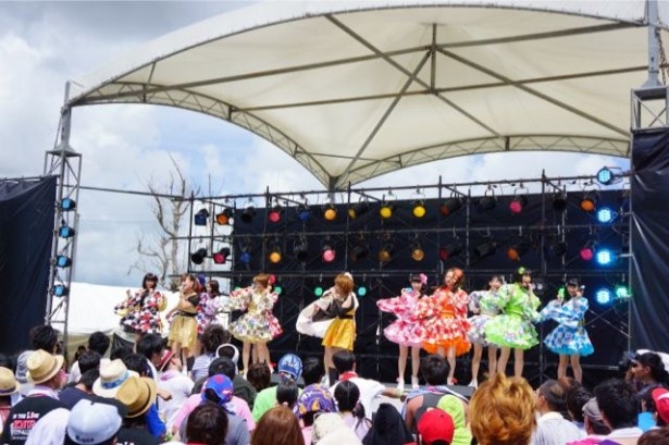 【写真を見る】「瀬長島ガールズ・ポップ・フェスティバル2014」全出演アイドル総ざらい
