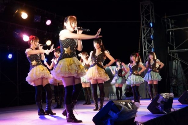 ほかの出演アイドルもアフィリア・サーガのステージを見守った