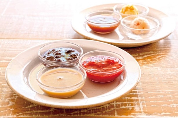「ジェイエス パンケーキカフェ」のトッピングは自家製ソースやバターなど約10種類が各100～150円で追加可能