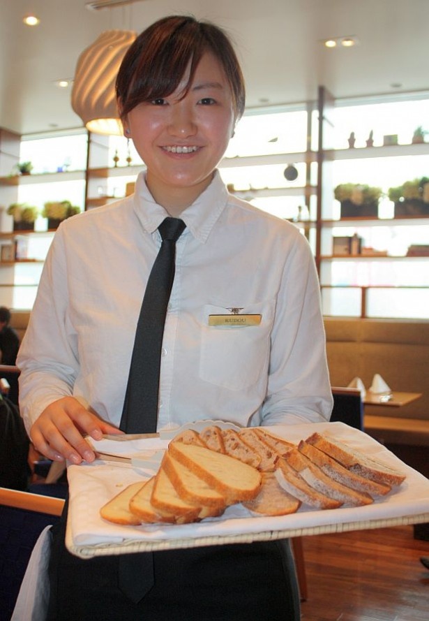 食べ放題のパン