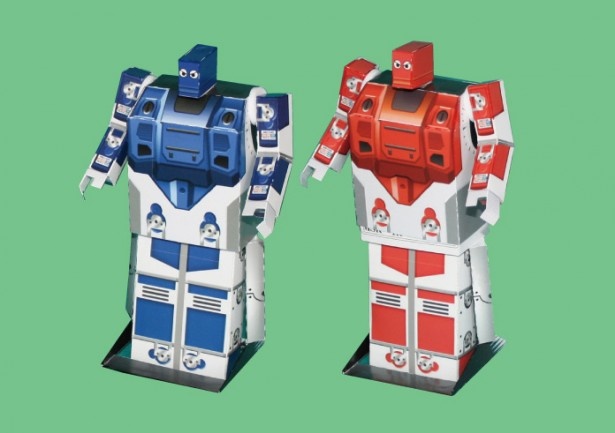 【写真を見る】ロボットの仕組みを実体験を通して学ぶ