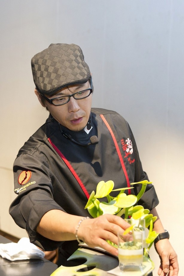アメリカの製菓国際コンクールで日本チーム総合優勝を獲得したパティシエ、藤田浩司