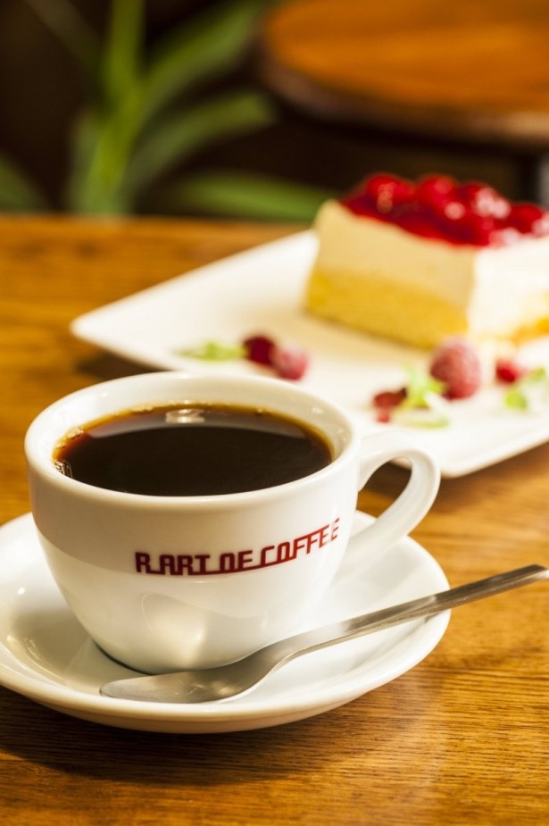 コーヒーに合うスイーツも満載