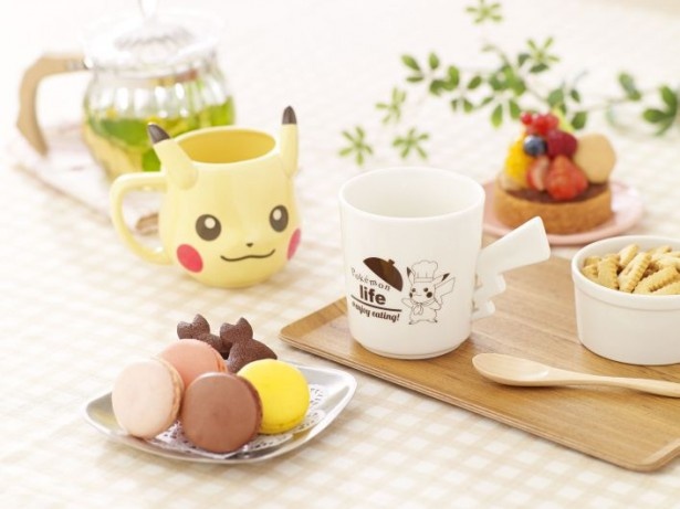 顔形マグカップはピカチュウのふっくらとしたほっぺも表現