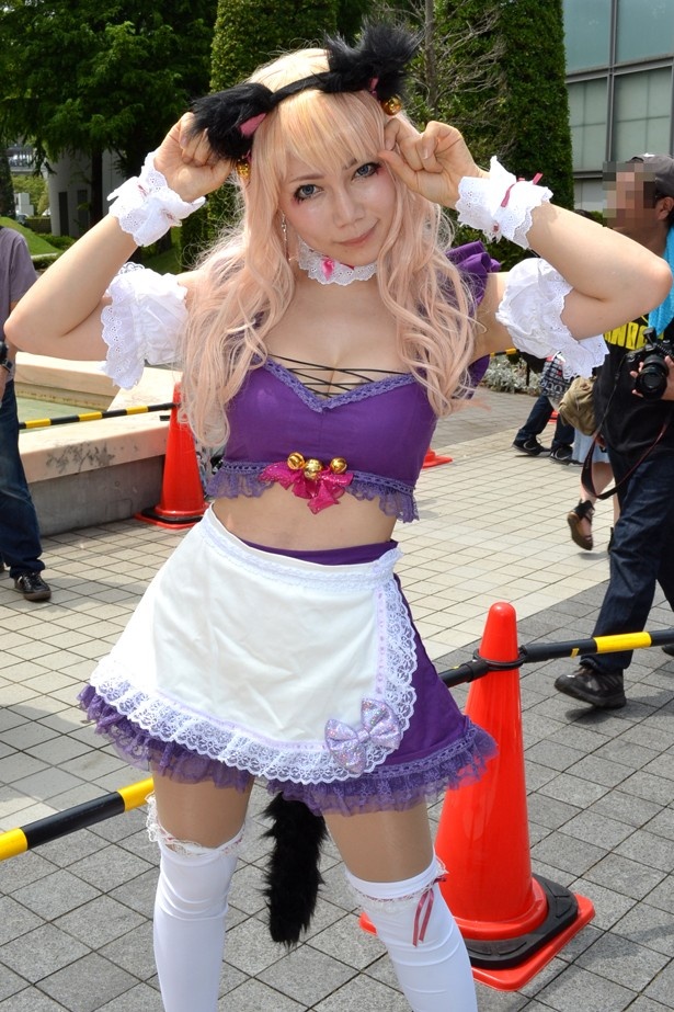 「マクロスF」のシェリル・ノームに扮する七海あくあさん