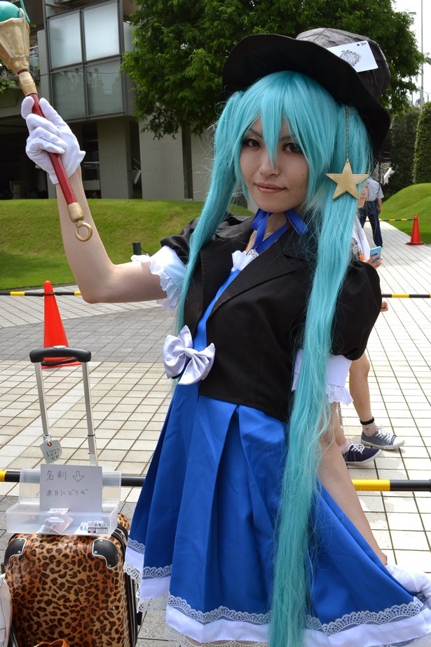 初音ミクに扮する霜月雪音さん