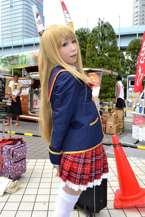 コスプレ美女in「コミケ86・3日目」　39/40