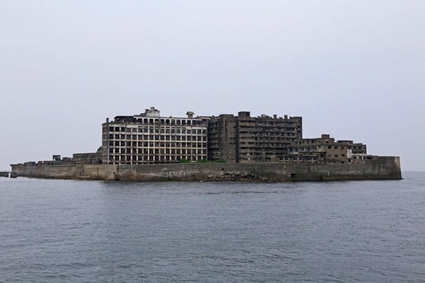 軍艦島全景_クルーズから見た景観