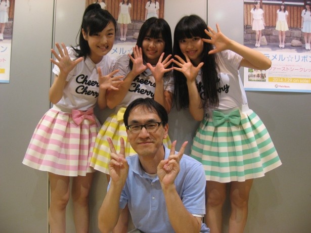 2014年7月28日、タワーレコード梅田NU茶屋町店にて