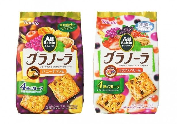 【写真を見る】フルーツのイラスト入りで華やかなパッケージデザインの「オールレーズングラノーラ」。イラスト通り、フルーツたっぷり！