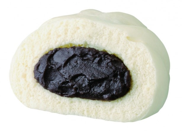 ゴマの風味が効いたごまあんを使用した「十勝こしあんまん（ごま入り）」