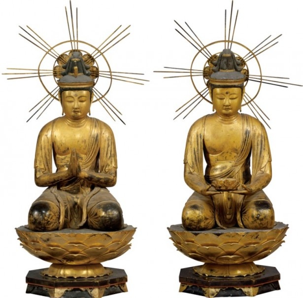 「観音菩薩坐像(右)・勢至菩薩坐像(左)」は京都・三千院蔵 画像提供：文化庁