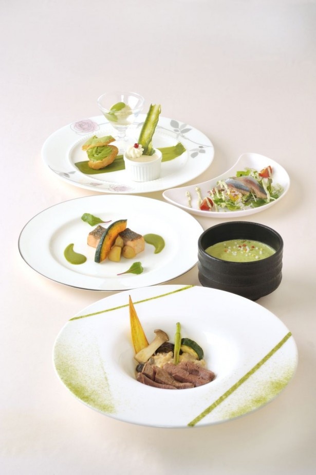 「欧風料理モンスレー」のランチコース(3500円、11：30～14：30)