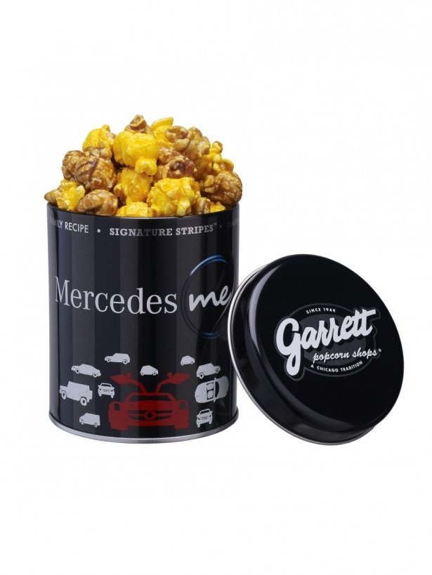 世界初！ギャレットカフェにメルセデス缶が登場