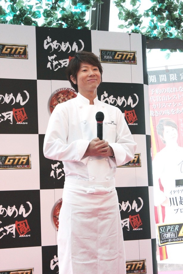 川越シェフが登場。味噌を使ったトマトラーメンの開発秘話を語った