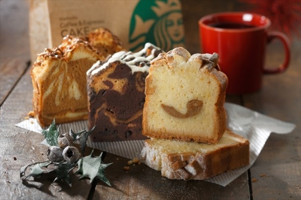【写真を見る】定番デザート「コーヒー＆エスプレッソケーキ」の冬季限定フレーバーは「ホワイト モカ」(写真右、350円)