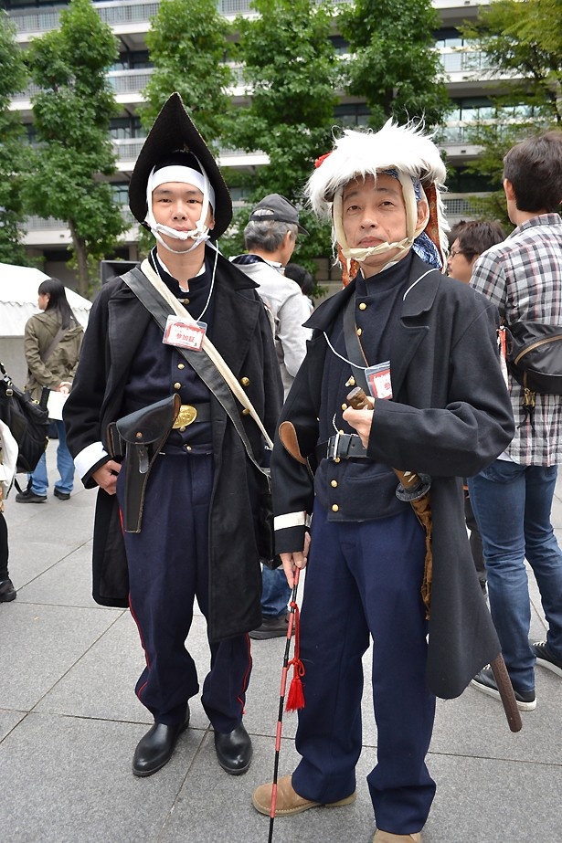 幕末の志士に扮した参加者たち
