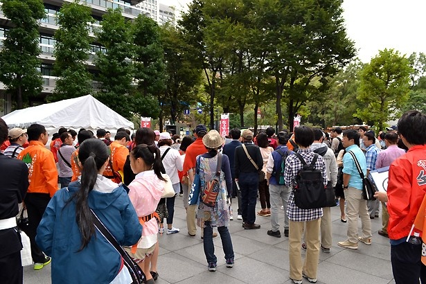 ウォークラリーには約200人が参加した