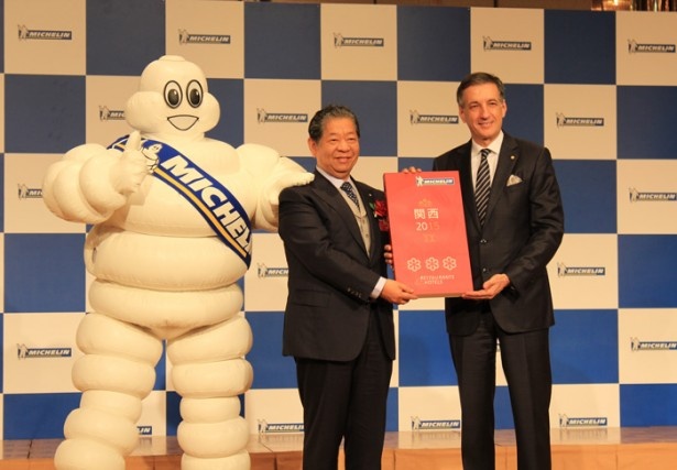有名な京都の老舗料亭 菊乃井本店の村田吉弘氏も壇上に