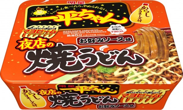 【写真を見る】“一平ちゃん”シリーズからは、「明星　一平ちゃん夜店の焼うどん お好みソース味」(税抜170円)も発売中