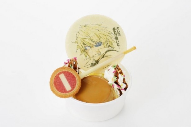 「静雄の池袋最凶プリンパフェ」（680円）は、濃厚なミルクソフトクリームに濃厚なプリンを乗せた静雄の好物デザート