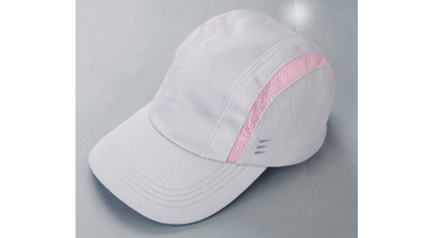 「ランニングキャップ」（2940円）もオシャレ
