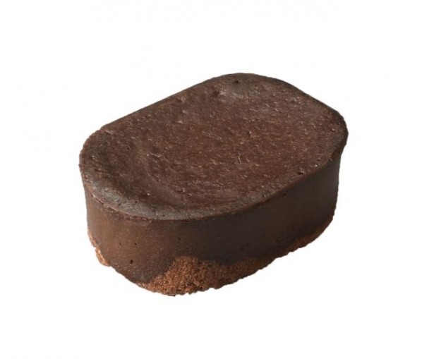 「くちどけミニ(ショコラケーキ)」(108円)は、チョコレートの旨味を凝縮。とろけるような食感を楽しめる